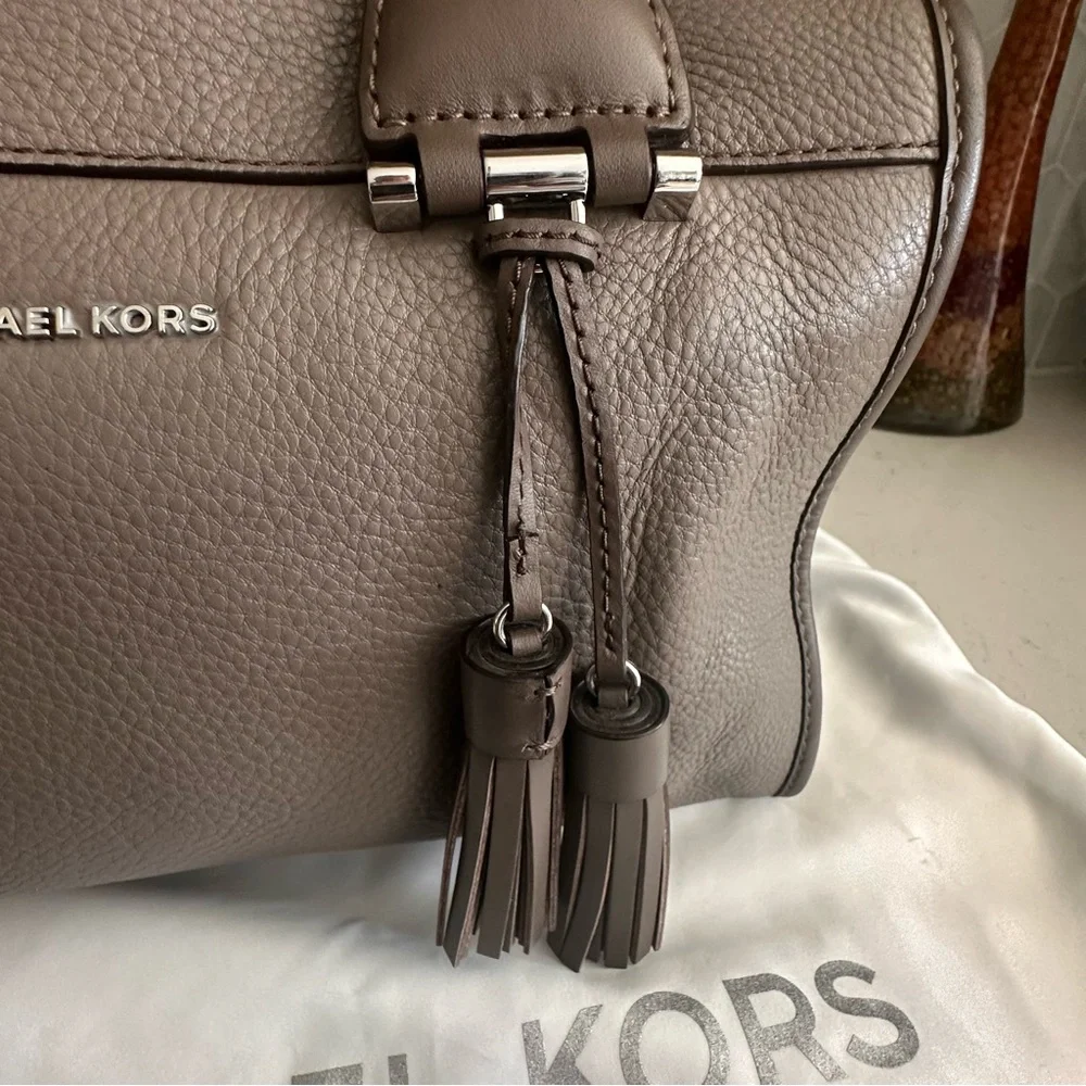 Michael Kors Bedford Pebbled Leather Satchel Bag With Tassels - Taupe - Picture 8 of 13